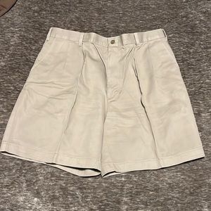 Farrah mens khaki shorts